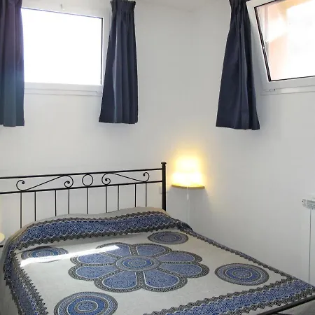 Blue - Slr352 By Interhome *